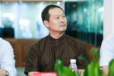 邱海洋(法学博士，金融学博士后)