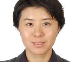杨真