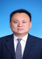 李伟