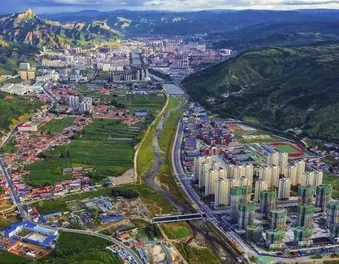 围场满族蒙古族自治县张家湾乡人民政府