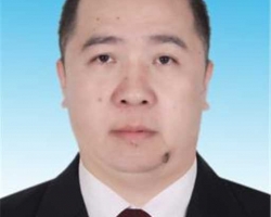 陈璋(梅州市梅江区政务服务数据管理局党组成员、副局长)