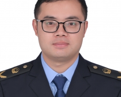 喻远洋迎江区市场监督管理局党组成员、滨江所所长